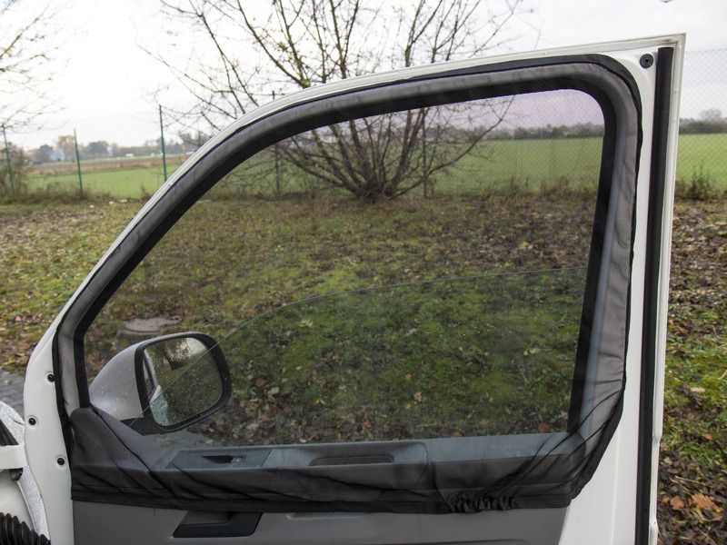Myggnett med magnet Volkswagen Caddy 2003–2020 Førerhusvindu