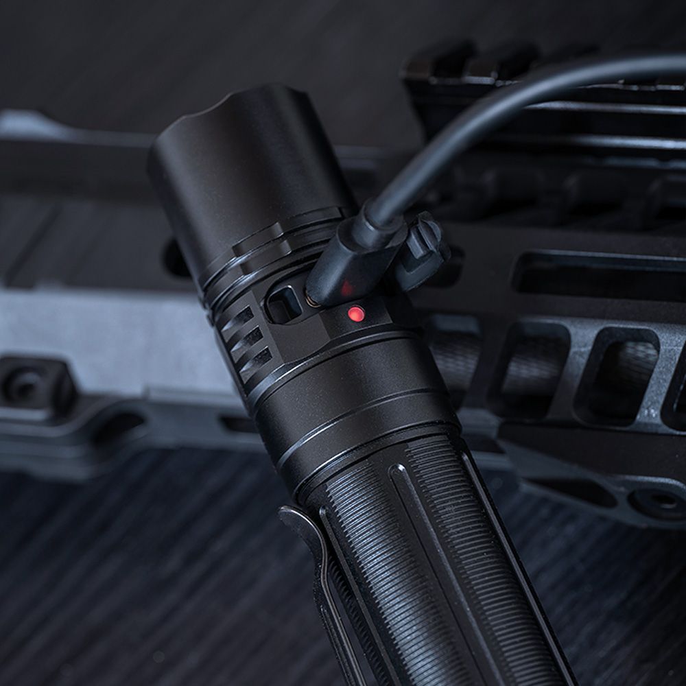 Fenix PD36R PRO lommelykt, 2800 lm