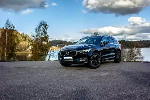 Volvo XC60 2018+ DSM LED Ramp med fäste - Volvo - 8020100782 - 1