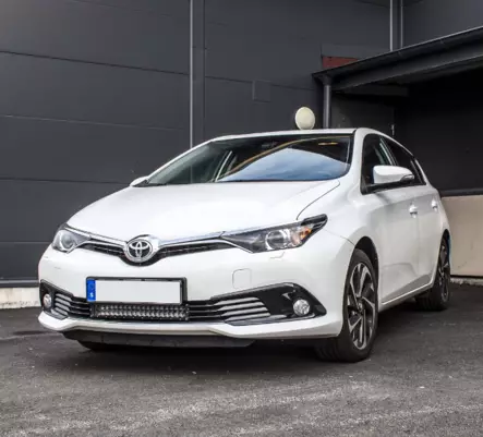 Toyota Auris DSM LED Ramp med modellanpassat fäste - Toyota - 8020100245 - 1